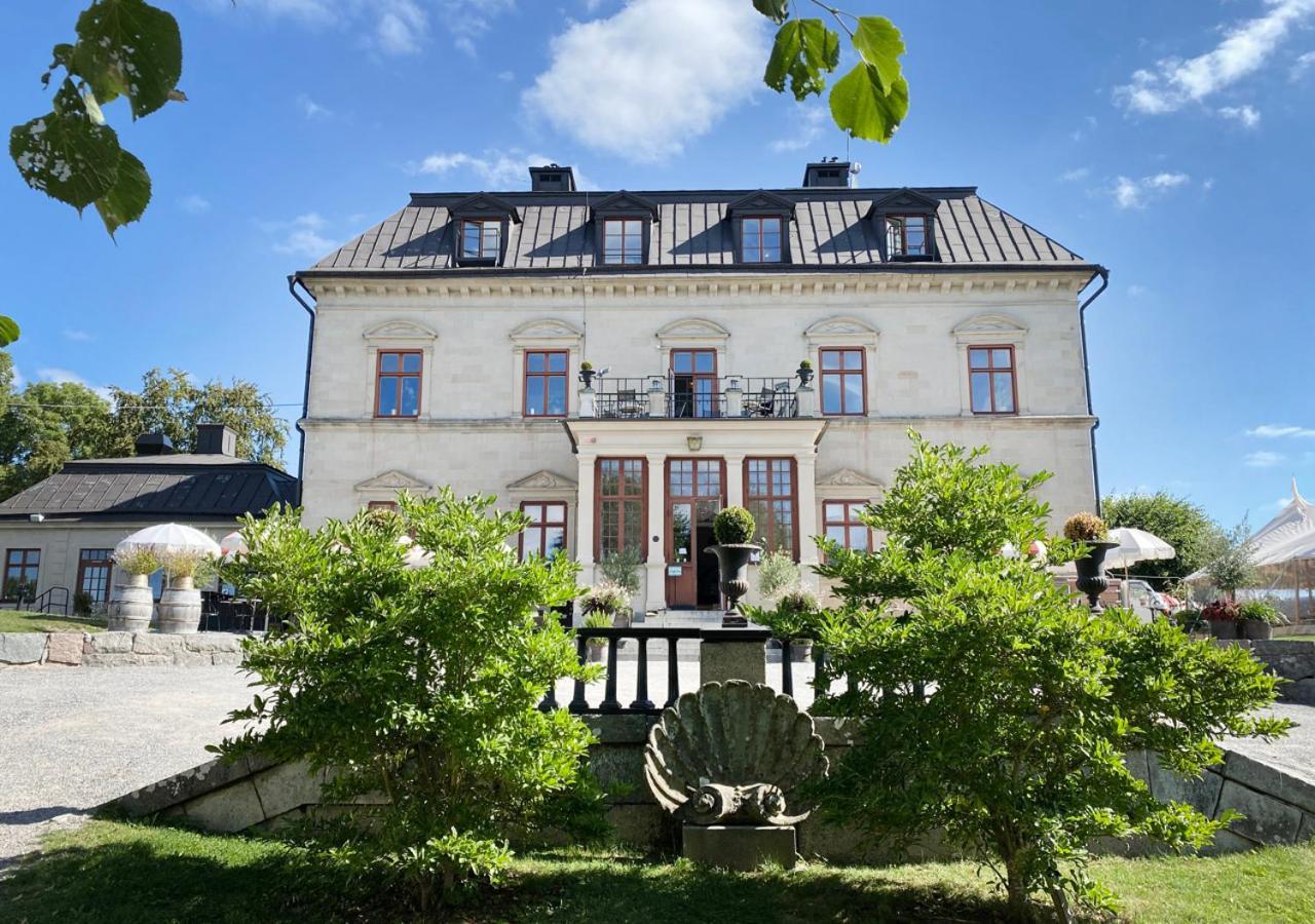 Hotel Goervaelns Slott Jarfalla Esterno foto