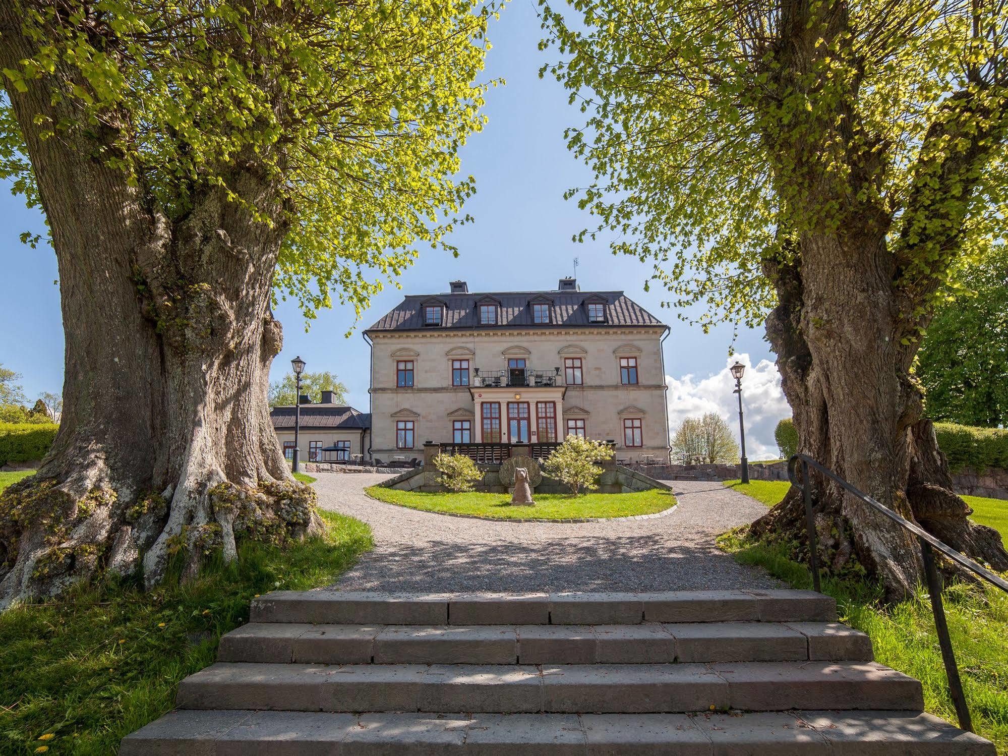 Hotel Goervaelns Slott Jarfalla Esterno foto